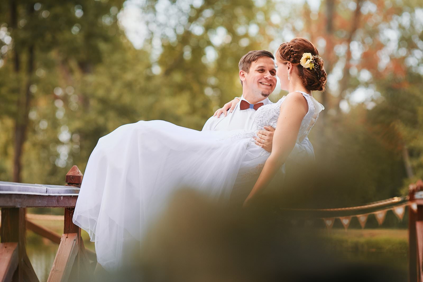 016 svatebni fotograf klatovy obytce na zamku